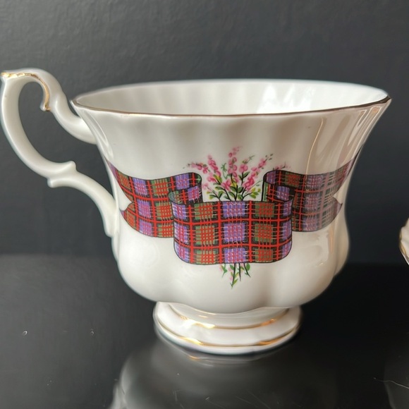 Clan MacDonald Teacup Royal Albert Scottish Tartan Series - Picture 6 of 7